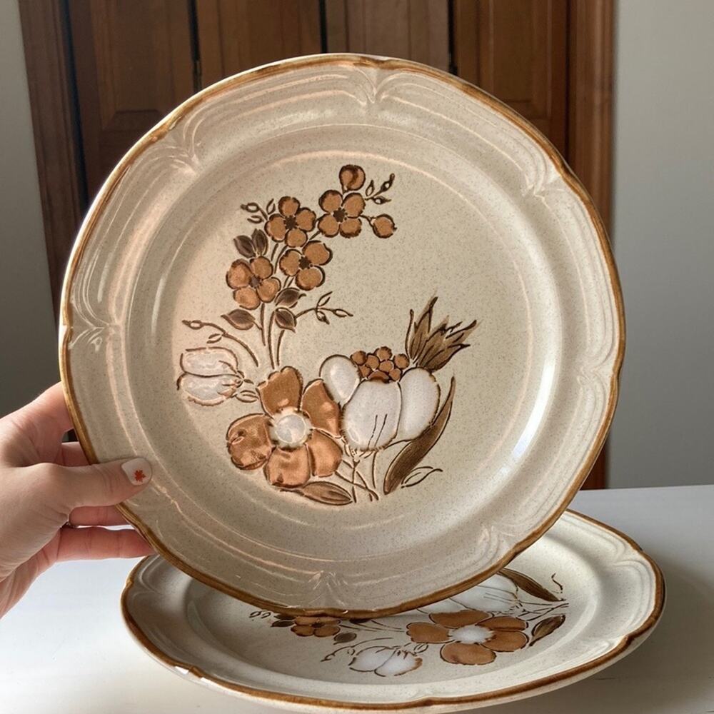 Vintage Hearthside Baroque “Autumn Fair” Dinner Plates, Set of 2
